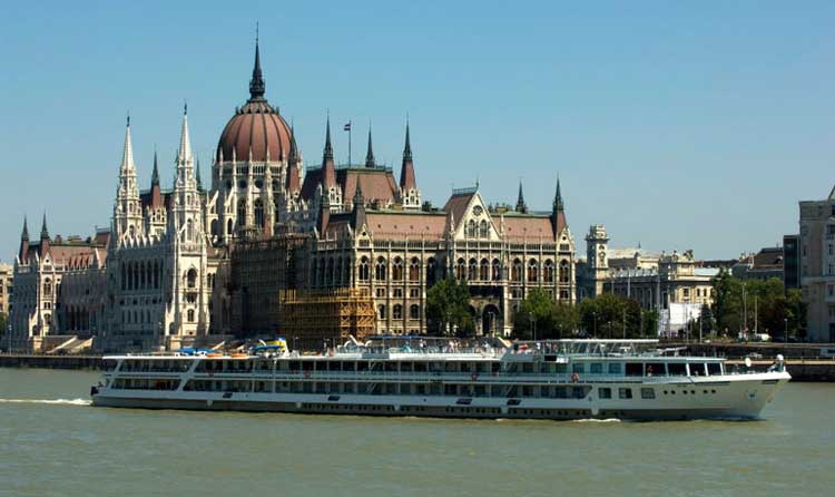 Cruceros fluviales por el rio Danubio - Budapest