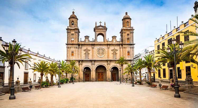 Cruceros baratos por las Islas Canarias - La Catedral de Santa Ana